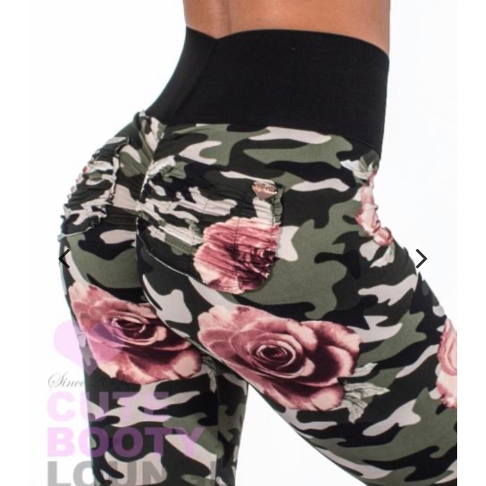 Cute booty lounge war of the roses size L